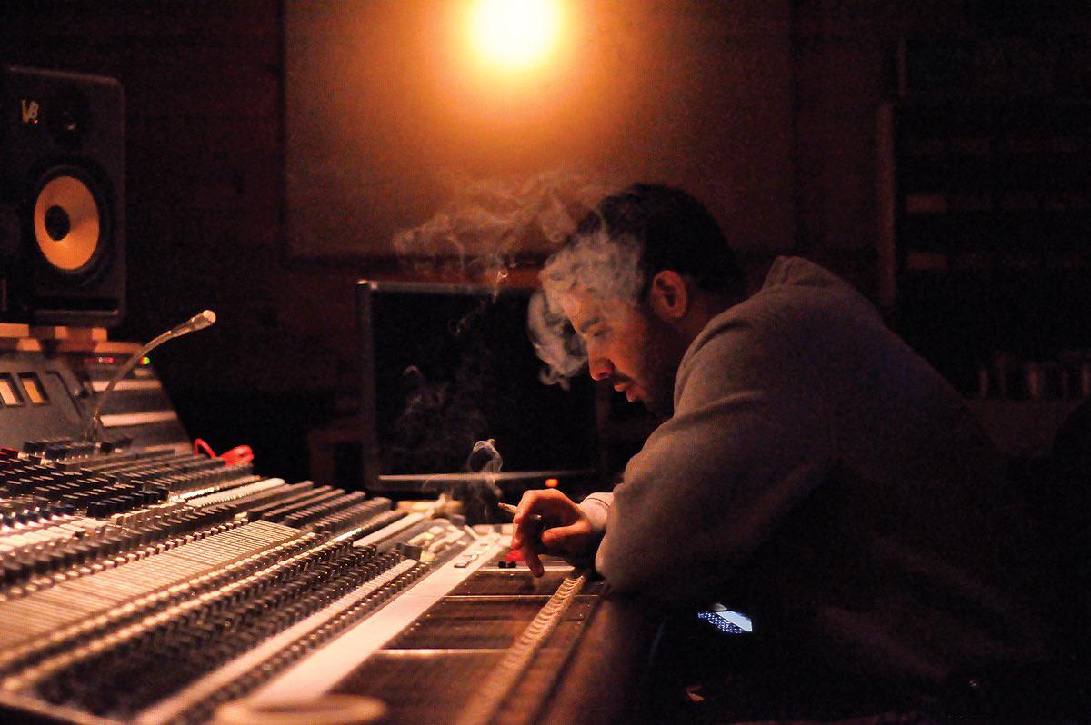 Drake in studio